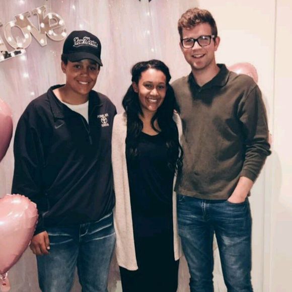 Meet your Posher, Devyn - Picture 1 of 1