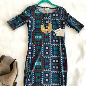 NWT XS Lularoe Julia dress