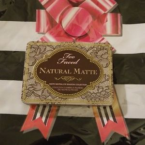 Too Faced Natural Eyes Matte