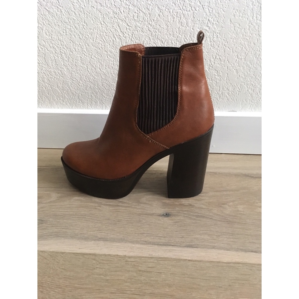 Steve Madden Platform Bootie