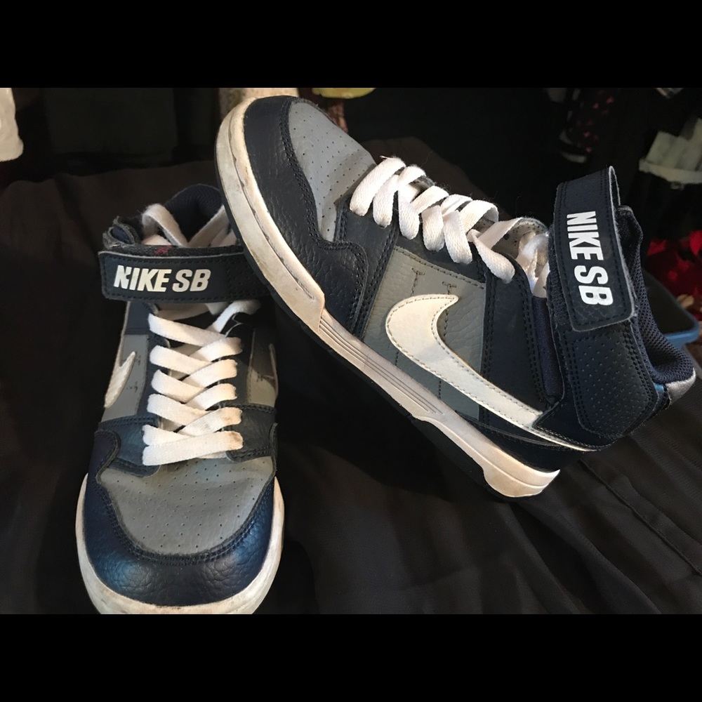 Boys Nike SB perfect condition