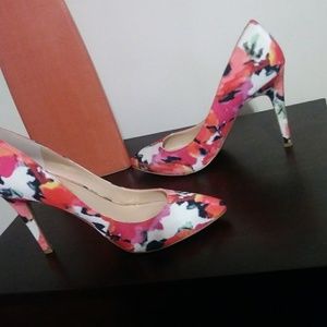 Floral Pump