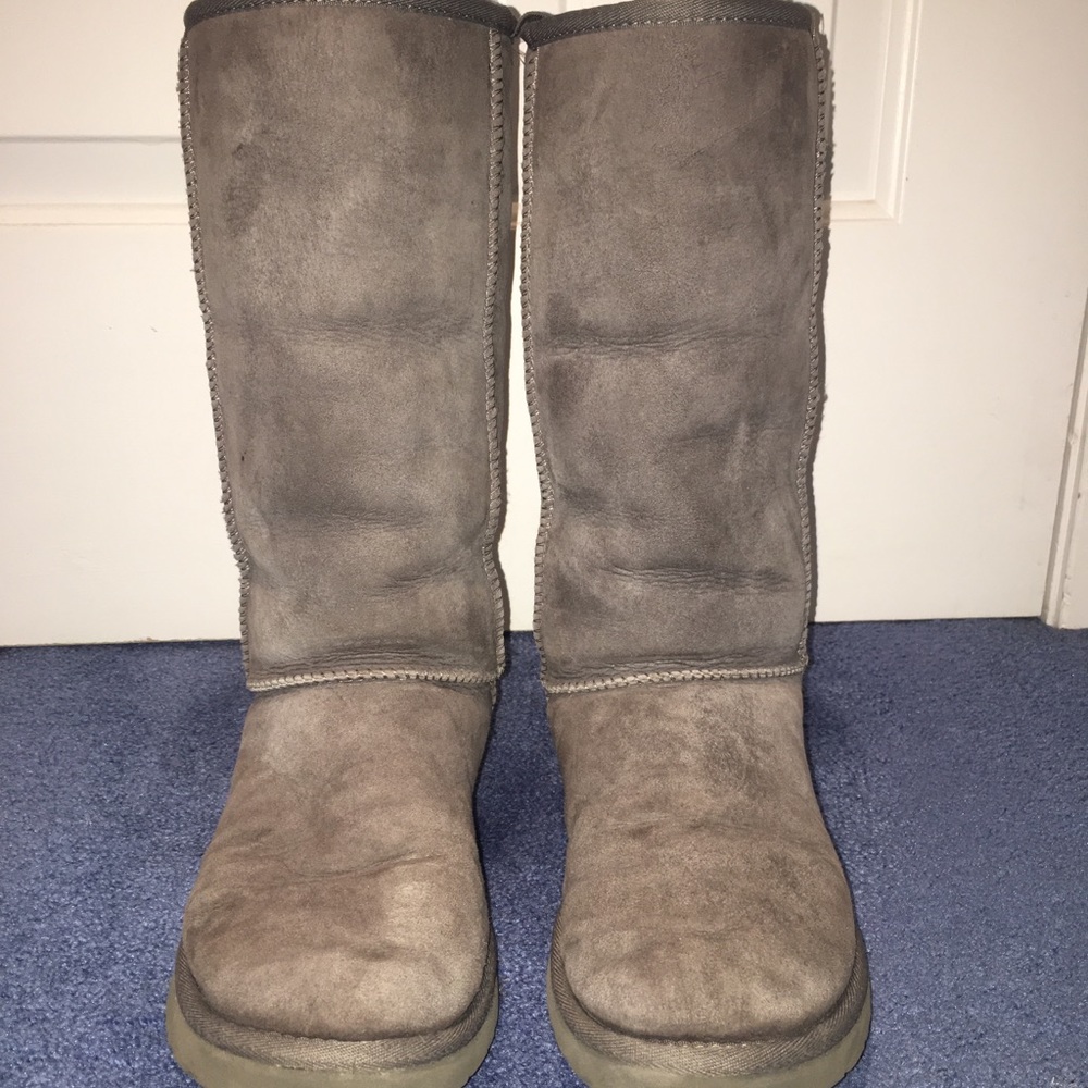 gray tall uggs