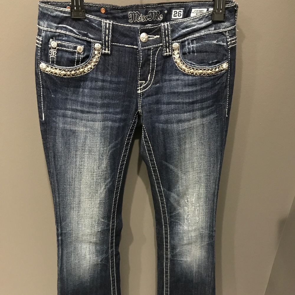 Miss Me Women's boot cut jeans size 26