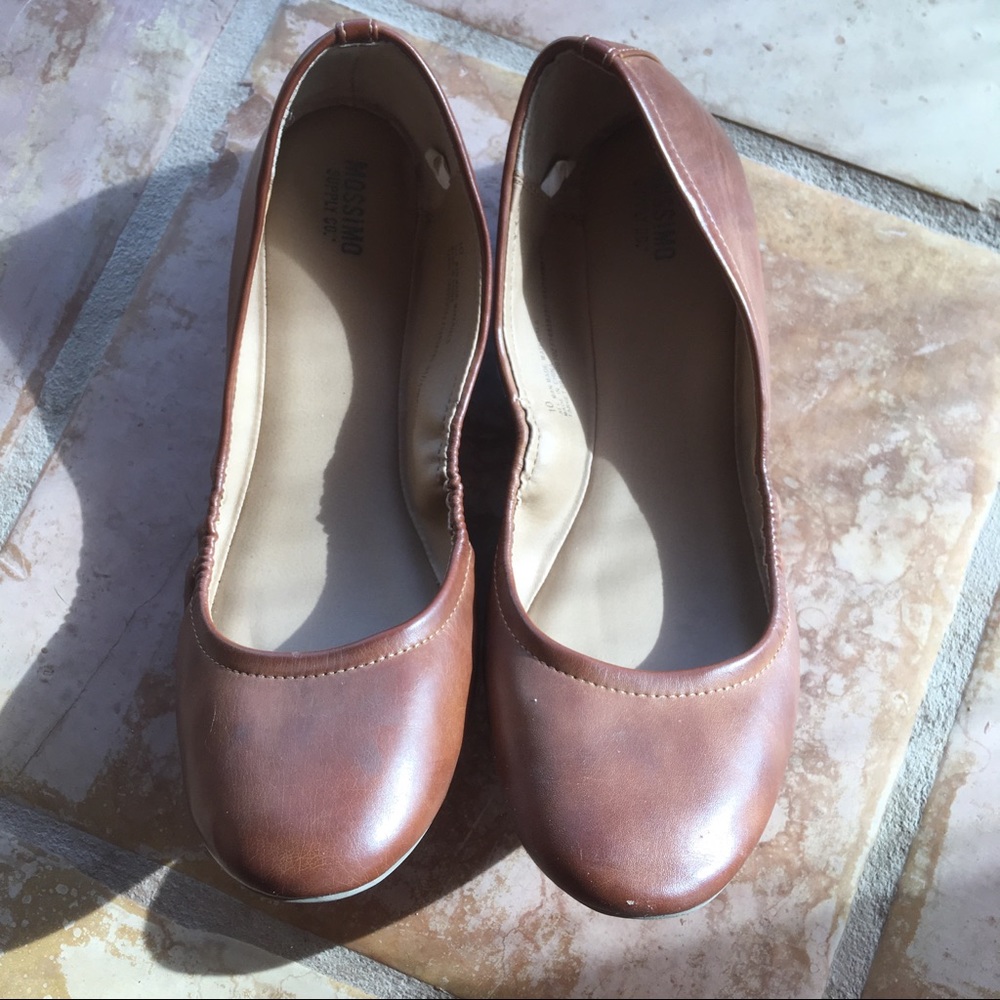 Mossimo leather flats