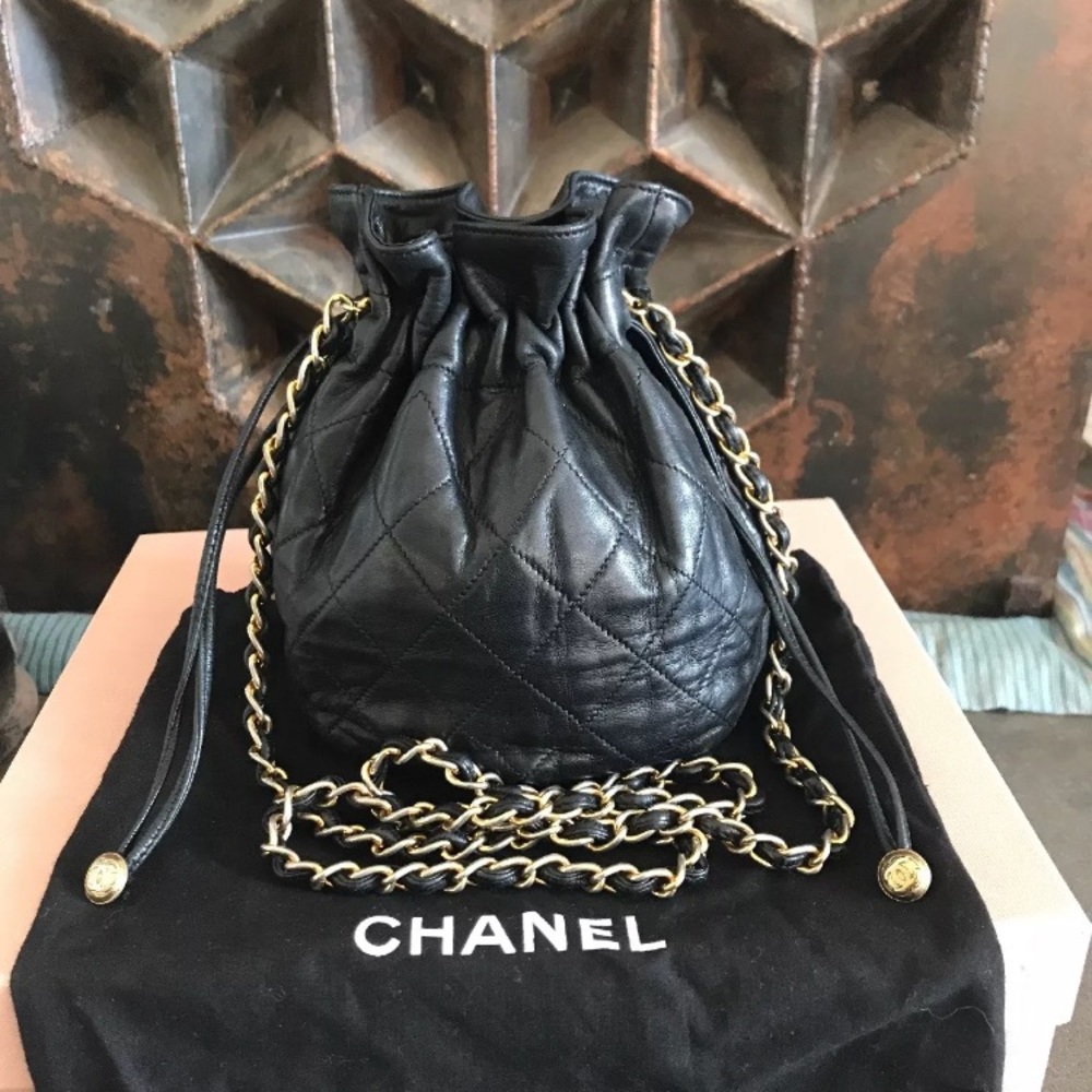 Mini vintage CHANEL drawstring bag- black lambskin