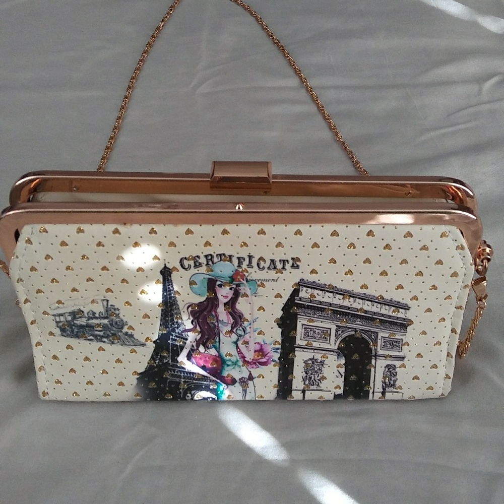 Crossbody clutch