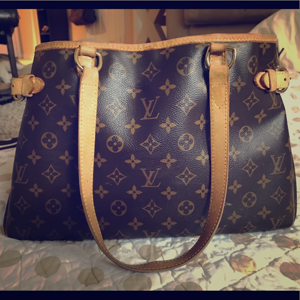 Authentic Louis Vuitton Batignolles Horizontal