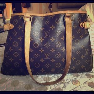 Authentic Louis Vuitton Batignolles Horizontal