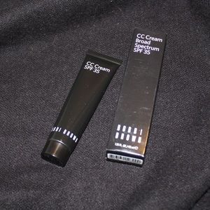 BOBBI BROWN CC Cream SPF 35 - Golden Nude