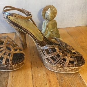 CCO BCBG Gorgeous Strappy Croc Wooden Heels, 9