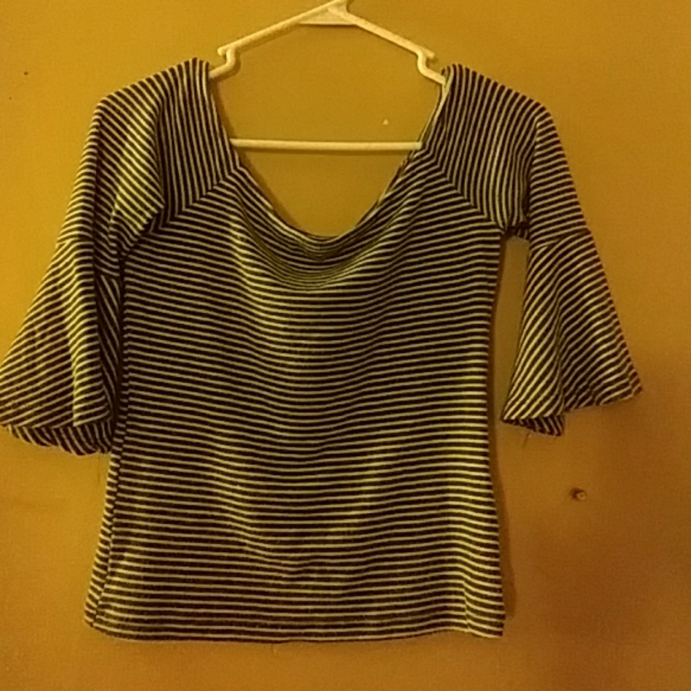 Shirt quarter sleeve length