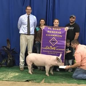 Meet your Posher, Leah