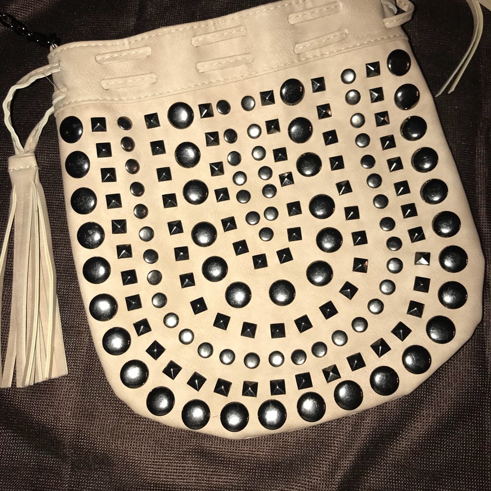 Buckle cinch crossbody bag!! Never used :-)