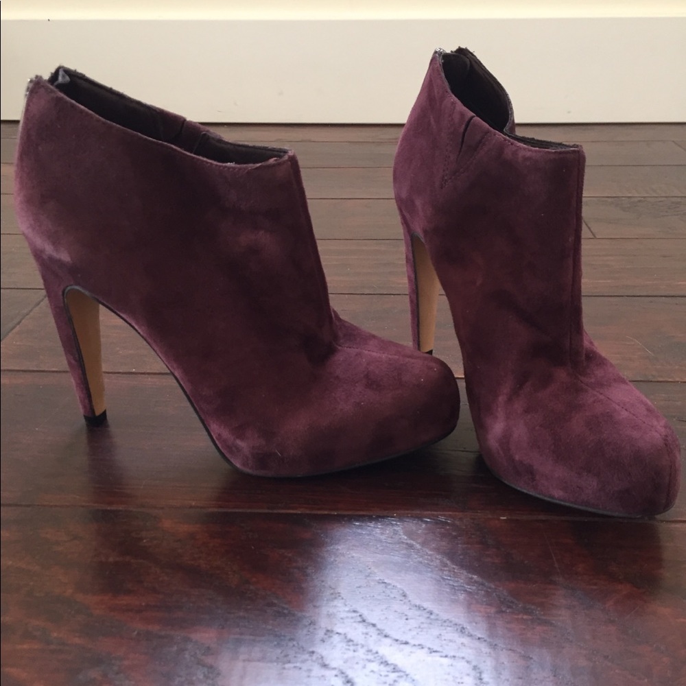 🥀NWOT Burgundy Sam Edelman booties