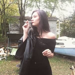 Meet your Posher, Gabrielle