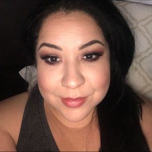 Meet your Posher, Veronica