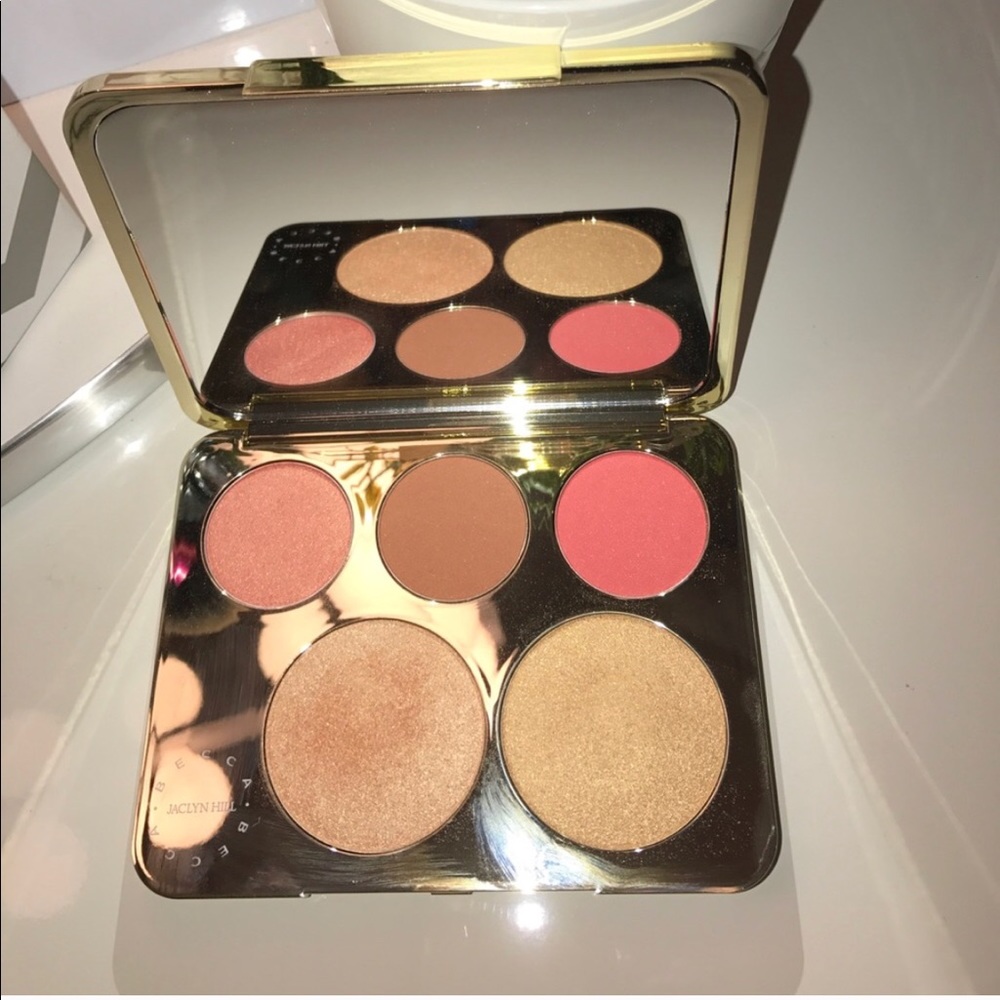 Jaclyn Hill x Becca Highlight Palette