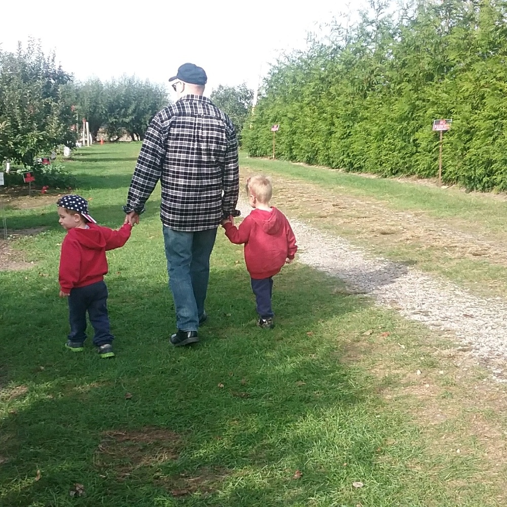 Meet your Posher, Robin