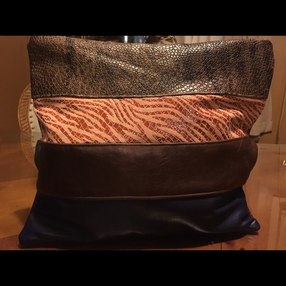 13x13 lambskin leather clutch bag