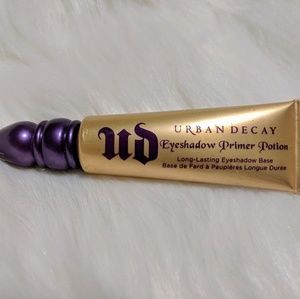 Urban Decay Eyeshadow Primer