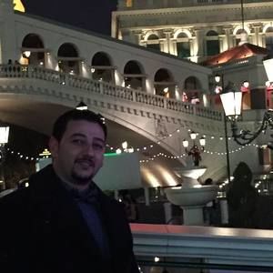 Meet your Posher, Ali