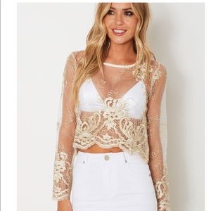 WHITE FOX Boutique Romance Lace Crop Top