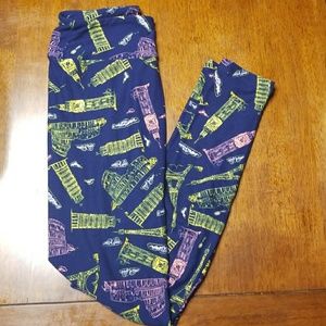 NWT OS Paris leggings
