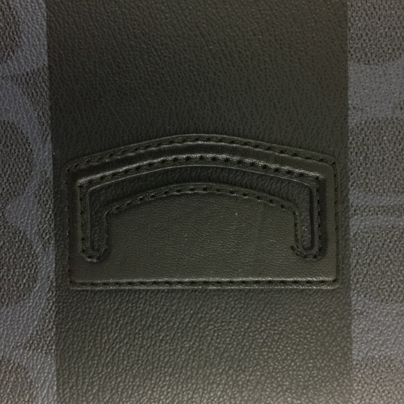 IPad 1st Gen Coach Signature Blue Leather Case - Picture 3 of 7