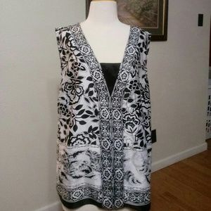 JM Collection sleeveless blouse