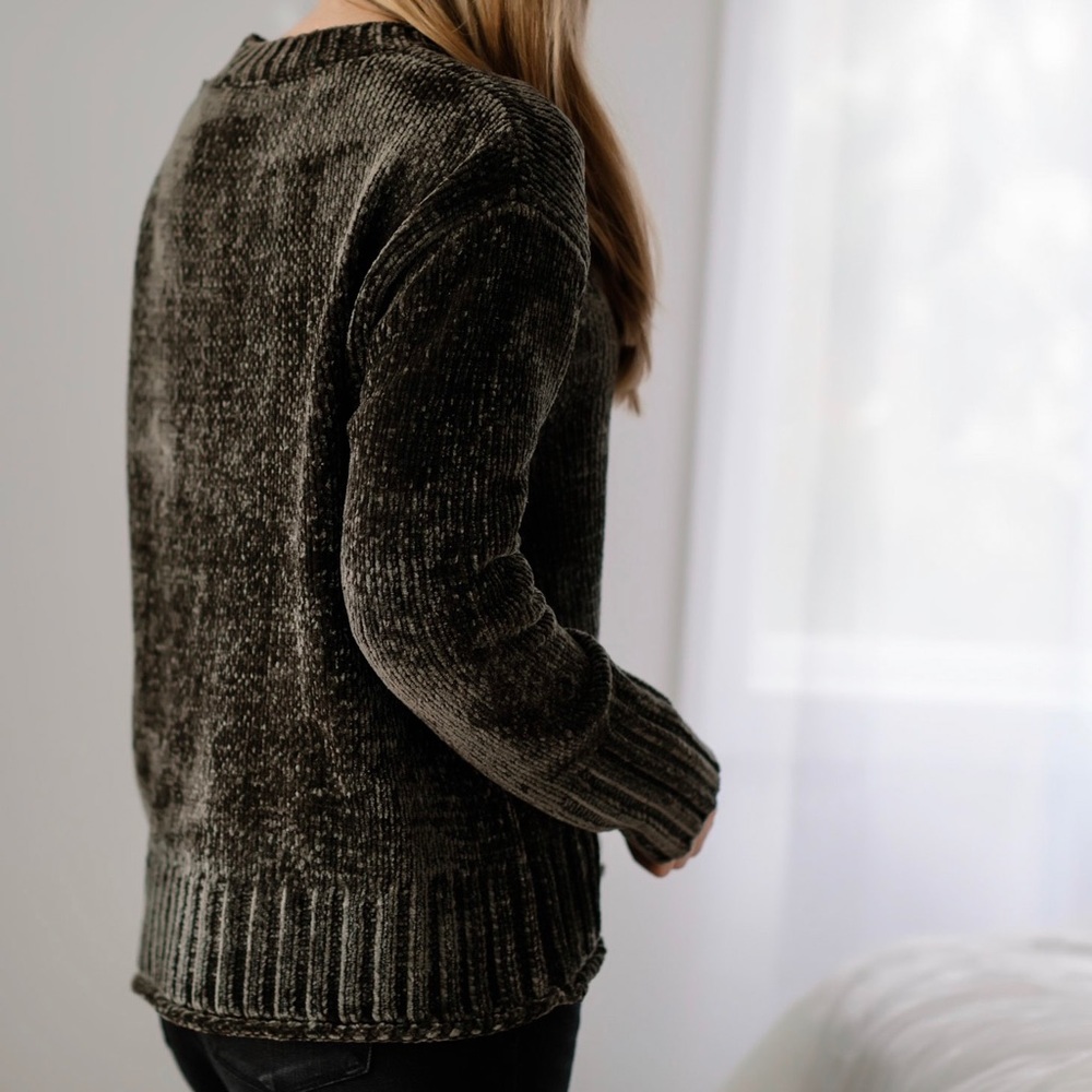 Olive Chenille Soft Sweater 💕1 Day Sale💕 - Picture 4 of 4