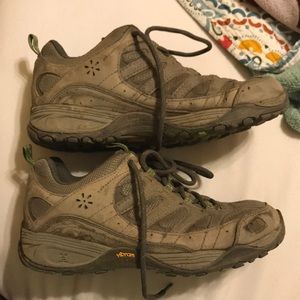North Face Low Profile hiking shoes