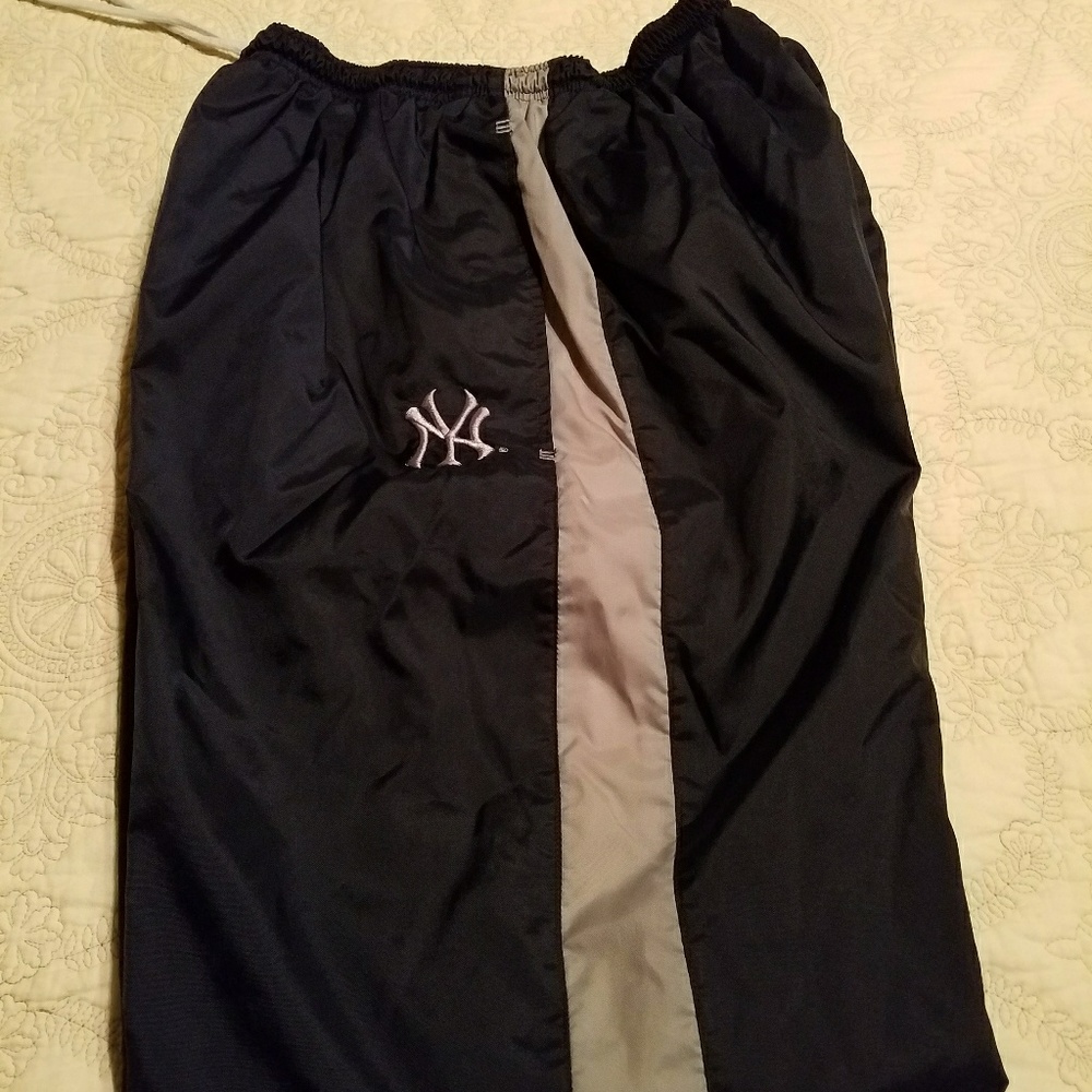 New York Yankee warm-up pants