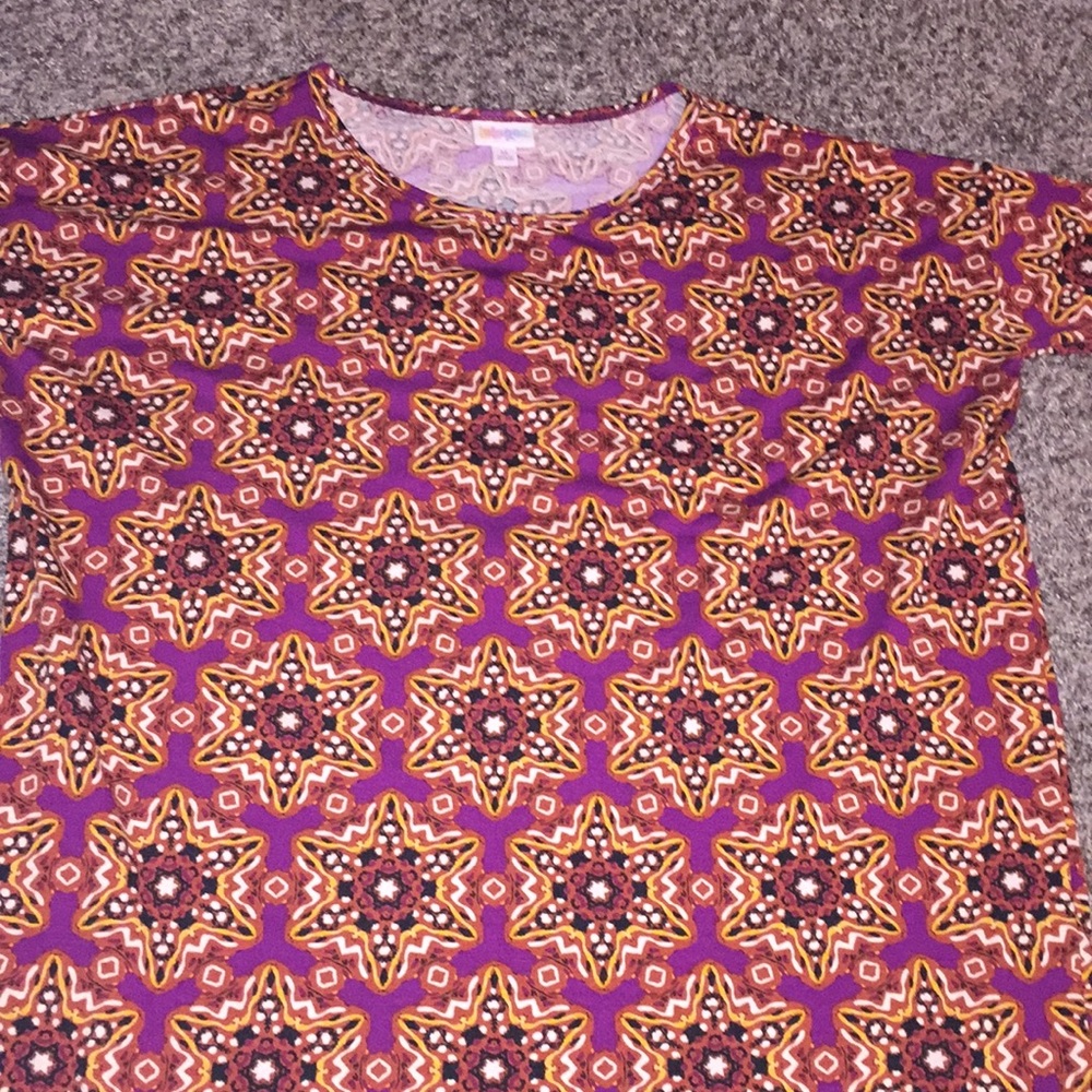 Lularoe Irma medium