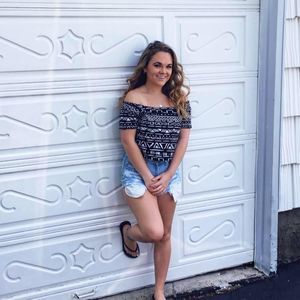 Meet your Posher, Brianna