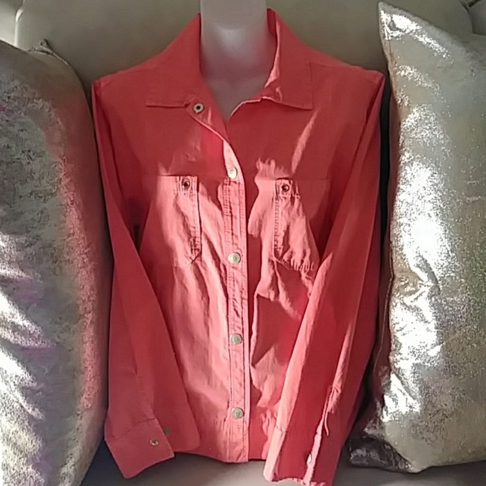 WOMENS SHIRT SIZE S