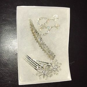 Earring, bracelet and hair pins
