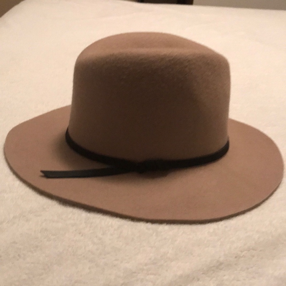 100% wool hat