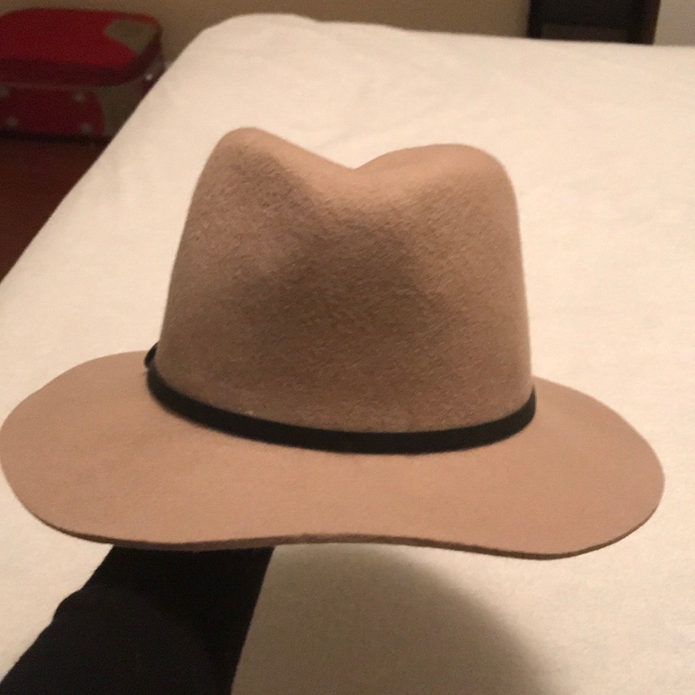 100% wool hat - Picture 2 of 5