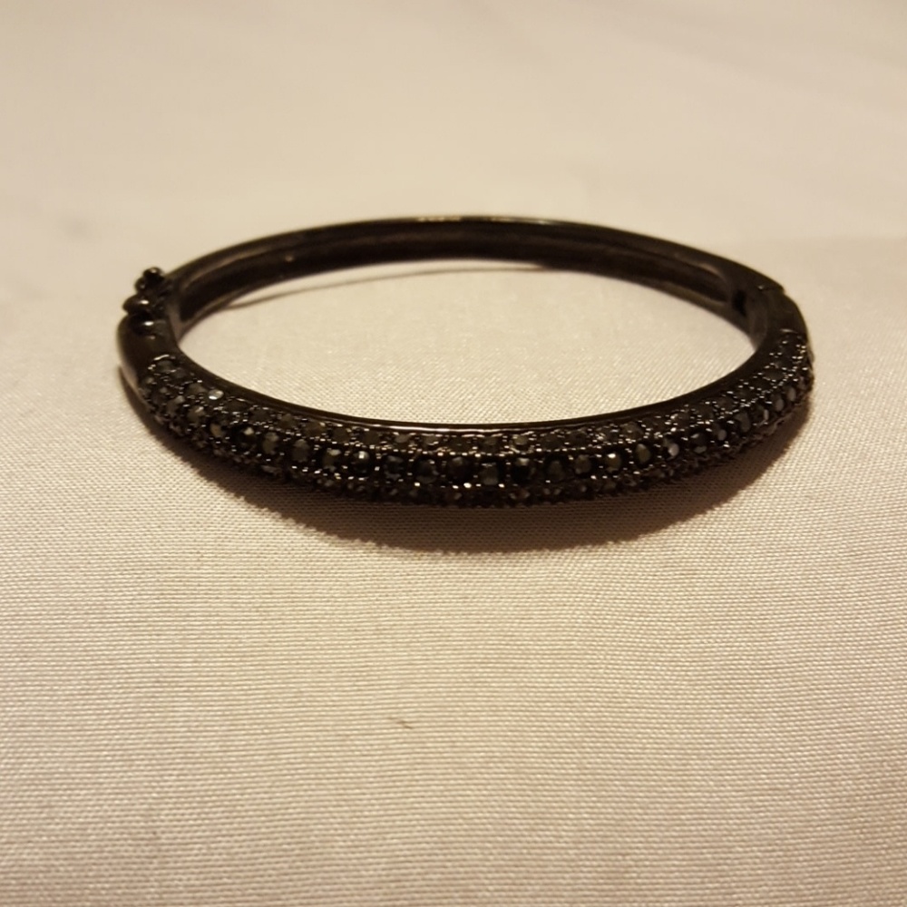 Lia Sophia Bangle