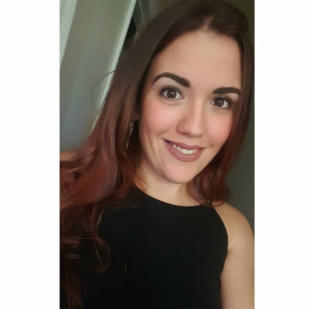 Meet your Posher, Kenifer