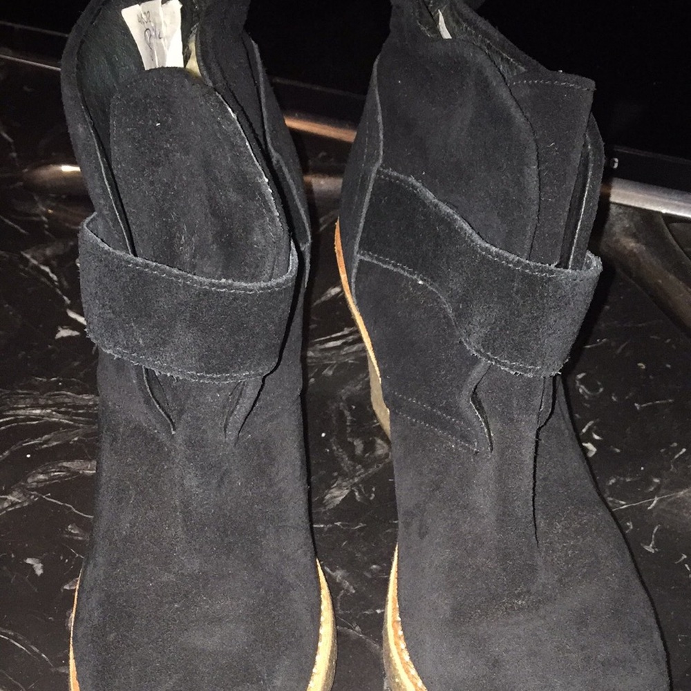 Uggs Black rubber sole boots