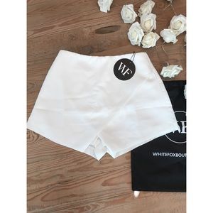 White Fox Boutique White Skort Size Small