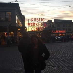 Meet your Posher, Alanis