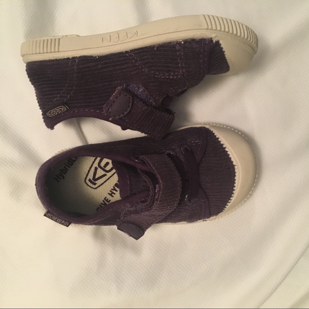 Keen Hybrid-Life Corduroy Sneakers Toddler 4