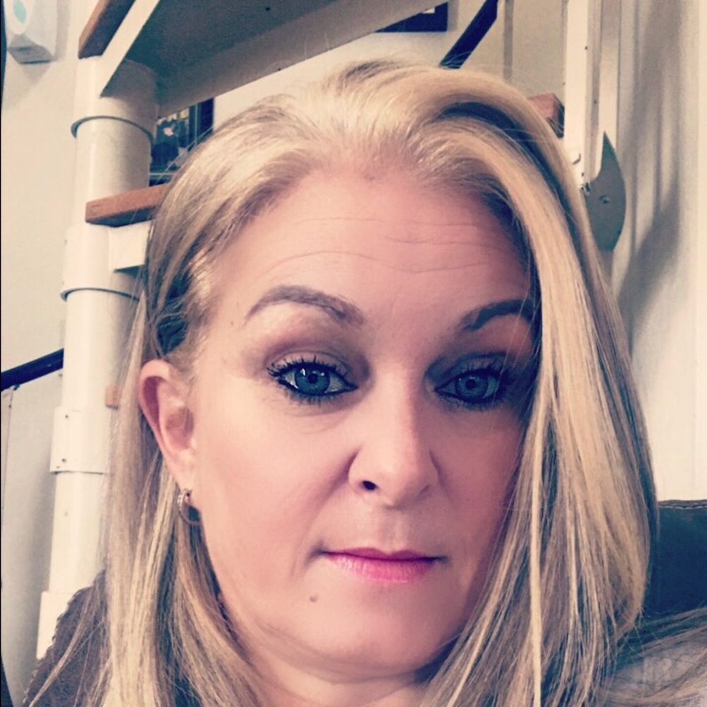 Meet your Posher, Lucy