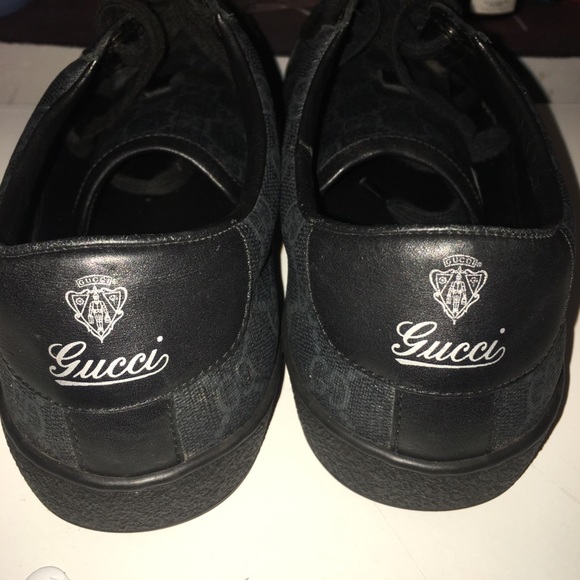 Gucci authentic shoes. Low top size 9 - Picture 5 of 7