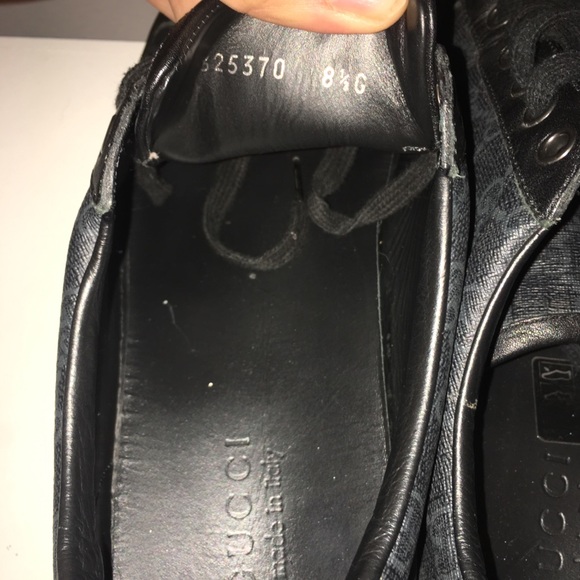 Gucci authentic shoes. Low top size 9 - Picture 6 of 7