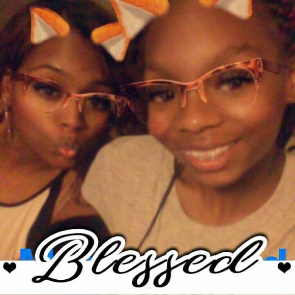 Meet your Posher, Leavade - Picture 1 of 1