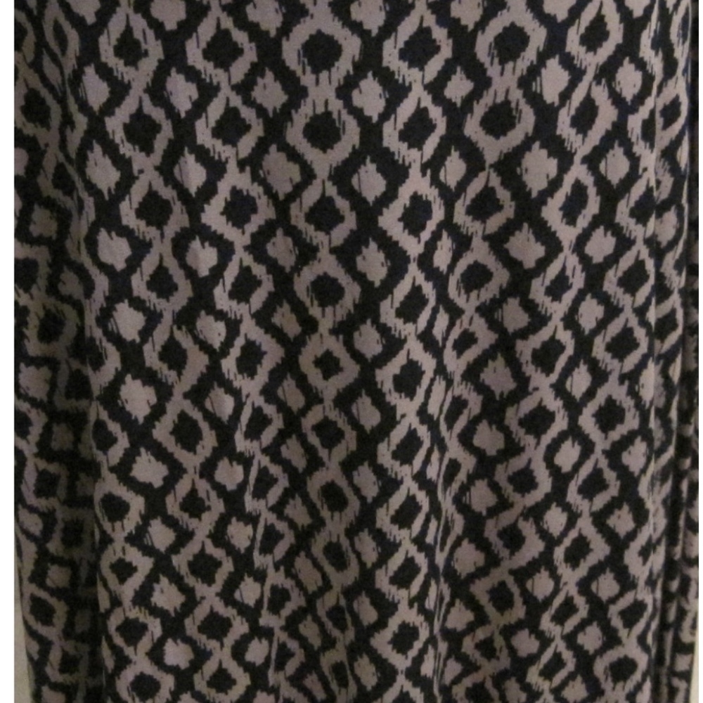 LuLaRoe Azure Skirt - size M - New with Tags! - Picture 2 of 3